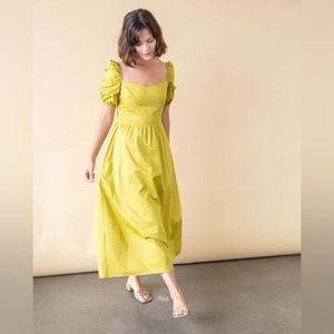Ali Golden Sweetheart Midi Dress in Chartreuse